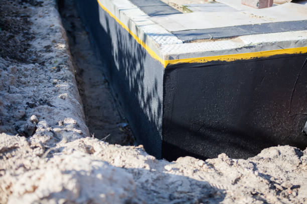 Professional Vapor Barrier Installation technician working in Mount Vernon, KY